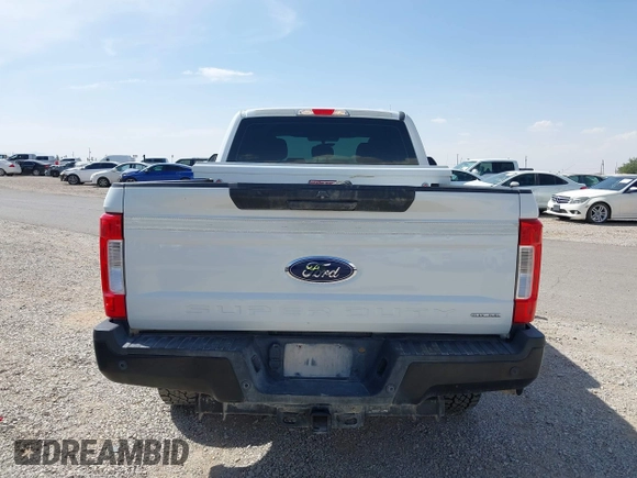2019 Ford F-250 XL with VIN 1FT7X2B62KED43261, listed as a IAAI auction lot 42256832 with 140,959 mi miles and . Bid and sale history available at DreamBid. Image 16.