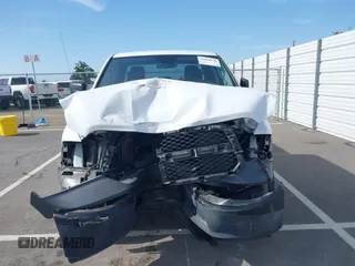 2018 Ram 1500 Tradesman с VIN 1C6RR6FG9JS261922, выставлен на аукционе IAAI как лот 41860338 с пробегом 41 016 миль миль и . История ставок и продаж доступна на DreamBid. Изображение 12.