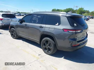 2023 Jeep Grand Cherokee Altitude with VIN 1C4RJJAG0P8814120, listed as a IAAI auction lot 41853023 with 30,313 mi miles and . Bid and sale history available at DreamBid. Image 3.