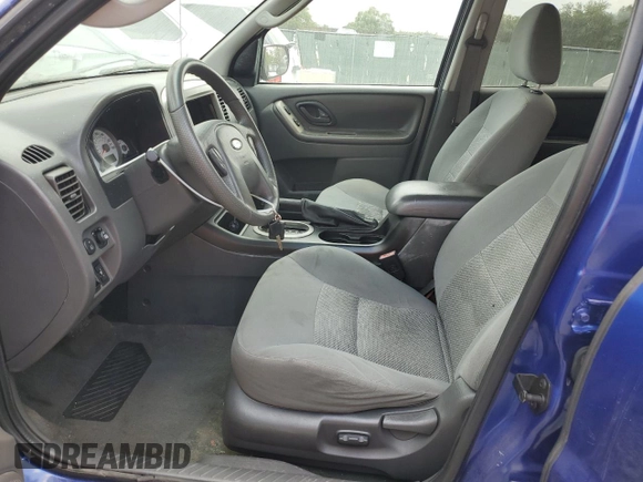 2006 Ford Escape XLT with VIN 1FMYU03Z96KC05553, listed as a Copart auction lot 54682054 with 167,493 mi miles and Salvage Title. Bid and sale history available at carsss.com. Image 7.