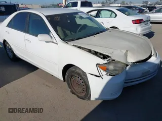 2005 Toyota Camry STD z VIN 4T1BE32K65U546159, wystawiony jako IAAI lot #42235870 z przebiegiem 114 428 mil mil oraz . Historia ofert i sprzedaży dostępna na DreamBid. Obrazek 1.
