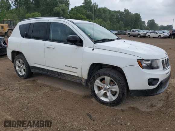 2016 Jeep Compass Sport with VIN 1C4NJDBB0GD520307, listed as a Copart auction lot 63024615 with 165,711 mi miles and Clean title. Bid and sale history available at DreamBid. Image 4.