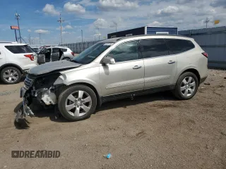 2015 Chevrolet Traverse LTZ z VIN 1GNKVJKD4FJ190038, wystawiony jako Copart lot #55781765 z przebiegiem 152 064 mil mil oraz Szkoda całkowita • Salvage title. Historia ofert i sprzedaży dostępna na DreamBid. Obrazek 1.