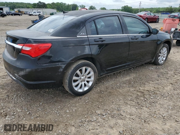 2012 Chrysler 200 Touring z VIN 1C3CCBBB2CN119033, wystawiony jako Copart lot #54691035 z przebiegiem 178 758 mil mil oraz Szkoda całkowita • Salvage title. Historia ofert i sprzedaży dostępna na DreamBid. Obrazek 3.