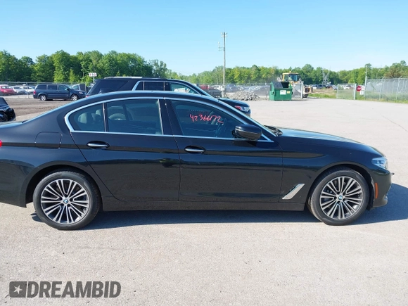 2018 BMW 5 Series 530i xDrive z VIN WBAJA7C53JG907770, wystawiony jako IAAI lot #42366172 z przebiegiem 60 979 mil mil oraz . Historia ofert i sprzedaży dostępna na DreamBid. Obrazek 14.