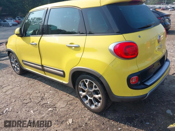 2014 FIAT 500L Trekking with VIN ZFBCFADH6EZ021166, listed as a IAAI auction lot 42392165 with 96,035 mi miles and . Bid and sale history available at DreamBid. Image 3.