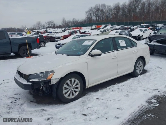2014 Volkswagen Passat Wolfsburg Ed with VIN 1VWAT7A33EC091975, listed as a IAAI auction lot 41489344 with 97,306 mi miles. Bid and sale history available at carsss.com. Image 2.