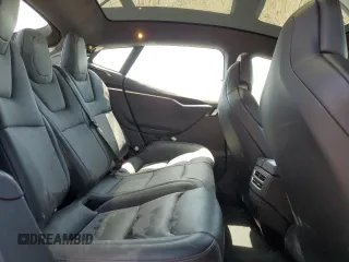 2020 Tesla Model S Long Range с VIN 5YJSA1E23LF350976, выставлен на аукционе Copart как лот 52536265 с пробегом 68 072 миль миль и Списание • Salvage title. История ставок и продаж доступна на DreamBid. Изображение 10.