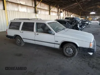 1986 Volvo 740 with VIN YV1FX8855G1054655, listed as a Copart auction lot 85474964 with 613,550 mi miles and Clean Title. Bid and sale history available at carsss.com. Image 4.