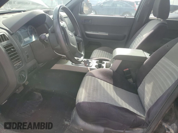 2008 Ford Escape XLT with VIN 1FMCU931X8KD85671, listed as a Copart auction lot 60652235 with 138,499 mi miles and Clean title. Bid and sale history available at DreamBid. Image 7.