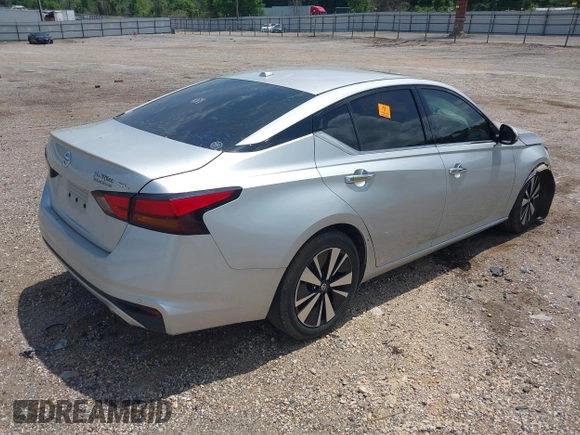 2019 Nissan Altima 2.5 SL with VIN 1N4BL4EV8KC213510, listed as a IAAI auction lot 39266155 with 1 mi miles. Bid and sale history available at carsss.com. Image 4.
