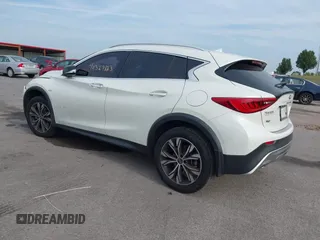 2018 Infiniti QX30 Premium with VIN SJKCH5CR5JA043013, listed as a IAAI auction lot 40327823 with 78,630 mi miles and . Bid and sale history available at DreamBid. Image 3.