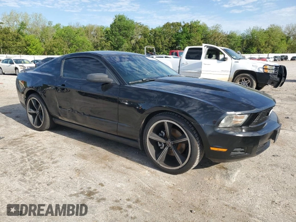 2011 Ford Mustang V6 with VIN 1ZVBP8AM9B5105689, listed as a Copart auction lot 53954605 with 137,438 mi miles and Salvage Title. Bid and sale history available at carsss.com. Image 4.