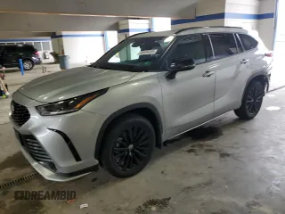 2024 Toyota Highlander LE z VIN 5TDKDRBH2RS536902, wystawiony jako Copart lot #58536895 z przebiegiem 9 391 mil mil oraz Szkoda całkowita • Salvage title. Historia ofert i sprzedaży dostępna na DreamBid. Obrazek 1.