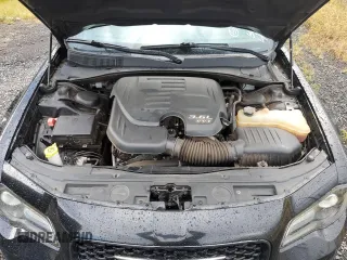 2019 Chrysler 300 S with VIN 2C3CCABG0KH562942, listed as a Copart auction lot 45542294 with 52,512 mi miles and Non Repairable. Bid and sale history available at DreamBid. Image 11.