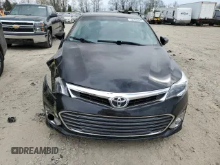 2015 Toyota Avalon Limited with VIN 4T1BK1EBXFU162931, listed as a Copart auction lot 54708945 with 84,375 mi miles and Clean Title. Bid and sale history available at DreamBid. Image 5.
