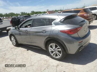 2017 Infiniti QX30 Luxury z VIN SJKCH5CP7HA033964, wystawiony jako Copart lot #56758195 z przebiegiem 92 253 mil mil oraz Szkoda całkowita • Salvage title. Historia ofert i sprzedaży dostępna na DreamBid. Obrazek 2.