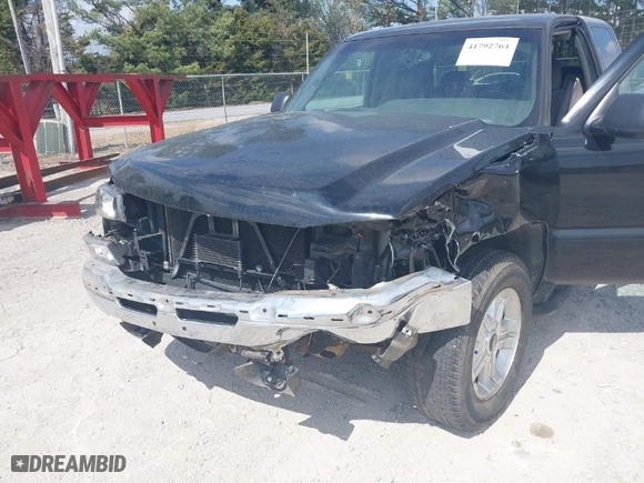 2007 Chevrolet Silverado 1500 Classic LT2 with VIN 1GCEK19Z07Z203063, listed as a IAAI auction lot 41792764 with 184,530 mi miles. Bid and sale history available at carsss.com. Image 6.