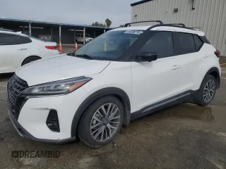 2021 Nissan Kicks SR with VIN 3N1CP5DV4ML489686, listed as a Copart auction lot 49098215 with 50,881 mi miles and Salvage Title. Bid and sale history available at carsss.com. Image 1.