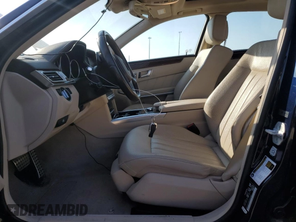 2015 Mercedes-Benz E 400 z VIN WDDHF6HB2FB160569, wystawiony jako Copart lot #63594225 z przebiegiem 123 730 mil mil oraz Szkoda całkowita • Salvage title. Historia ofert i sprzedaży dostępna na DreamBid. Obrazek 7.