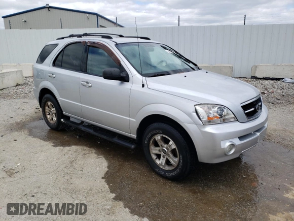2005 Kia Sorento LX with VIN KNDJC733955452873, listed as a Copart auction lot 51777535 with 135,285 mi miles and Non Repairable. Bid and sale history available at carsss.com. Image 4.