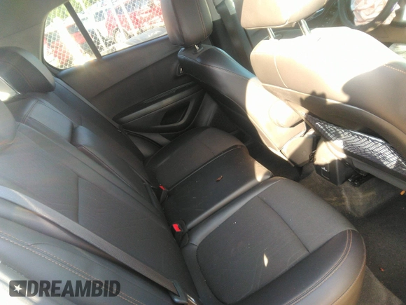 2021 Chevrolet Trax LT with VIN KL7CJPSMXMB363321, listed as a IAAI auction lot 42510026 with 47,138 mi miles and . Bid and sale history available at DreamBid. Image 8.