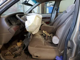 2000 Mercury Grand Marquis LS z VIN 2MEFM75W9YX660599, wystawiony jako Copart lot #52620225 z przebiegiem 88 726 mil mil oraz Szkoda całkowita • Salvage title. Historia ofert i sprzedaży dostępna na DreamBid. Obrazek 7.