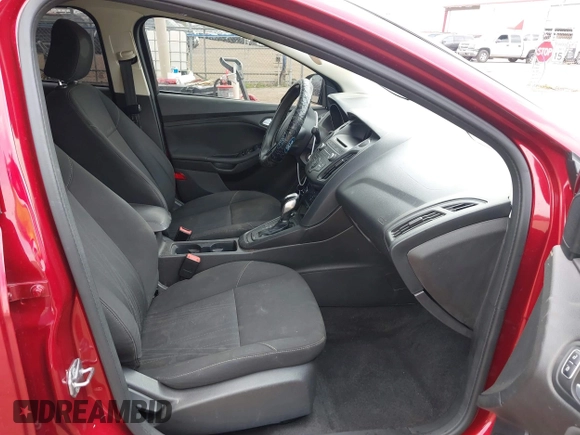 2015 Ford Focus SE with VIN 1FADP3F24FL323536, listed as a IAAI auction lot 41876148 with 221,050 mi miles. Bid and sale history available at carsss.com. Image 5.