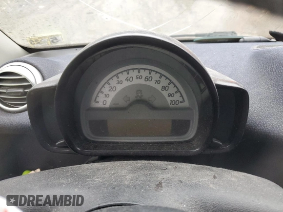 2012 Smart fortwo Pure with VIN WMEEJ3BA7CK574275, listed as a Copart auction lot 43440735 with Not provided miles and Salvage title. Bid and sale history available at DreamBid. Image 9.