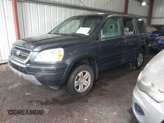 2005 Honda Pilot EX-L with VIN 5FNYF18505B040501, listed as a IAAI auction lot 41810441 with 237,369 mi miles. Bid and sale history available at carsss.com. Image 2.
