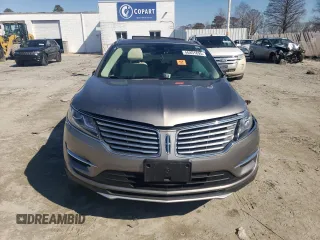 2016 Lincoln MKC Reserve with VIN 5LMCJ3D98GUJ21407, listed as a Copart auction lot 46851895 with 51,133 mi miles and Salvage title. Bid and sale history available at DreamBid. Image 5.