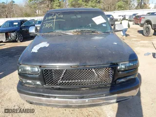 2001 Chevrolet Silverado 1500 LS with VIN 2GCEC19V811118725, listed as a IAAI auction lot 41776872 with 279,370 mi miles. Bid and sale history available at carsss.com. Image 6.