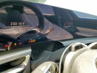 2023 Cadillac LYRIQ RWD Luxury z VIN 1GYKPMRK3PZ001935, wystawiony jako Copart lot #53645875 z przebiegiem Nie podano mil oraz Nie do naprawy • Non repairable. Historia ofert i sprzedaży dostępna na DreamBid. Obrazek 9.