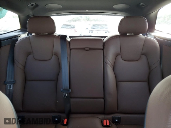 2024 Volvo XC60 Plus Dark Theme z VIN YV4H60DLXR1849191, wystawiony jako Copart lot #50136745 z przebiegiem 12 752 mil mil oraz Szkoda całkowita • Salvage title. Historia ofert i sprzedaży dostępna na DreamBid. Obrazek 10.