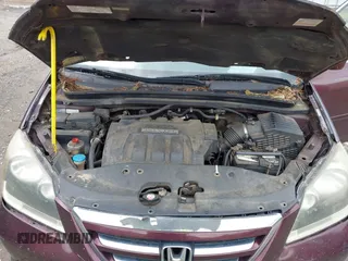 2007 Honda Odyssey Touring with VIN 5FNRL38887B121770, listed as a IAAI auction lot 42253433 with 237,597 mi miles and . Bid and sale history available at DreamBid. Image 10.