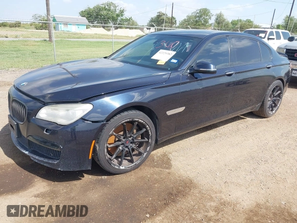 2013 BMW 7 Series 750Li с VIN WBAYE8C5XDD132351, выставлен на аукционе IAAI как лот 42229382 с пробегом 145 088 миль миль и . История ставок и продаж доступна на DreamBid. Изображение 2.