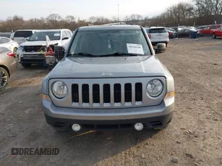 2017 Jeep Patriot Sport with VIN 1C4NJPBA4HD118509, listed as a IAAI auction lot 41610448 with 98,970 mi miles. Bid and sale history available at carsss.com. Image 12.