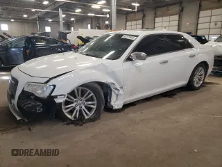 2016 Chrysler 300 C z VIN 2C3CCAEG6GH273342, wystawiony jako Copart lot #45370505 z przebiegiem 168 655 mil mil oraz Szkoda całkowita • Salvage title. Historia ofert i sprzedaży dostępna na DreamBid. Obrazek 1.