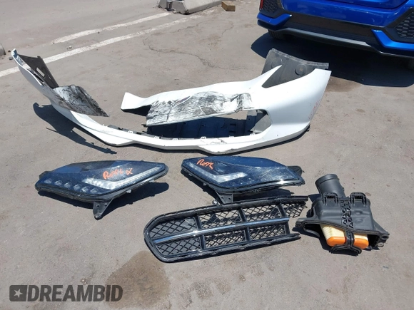 2015 Chevrolet Corvette 1LT с VIN 1G1YB2D75F5123362, выставлен на аукционе IAAI как лот 42498291 с пробегом 44 354 миль миль и . История ставок и продаж доступна на DreamBid. Изображение 12.