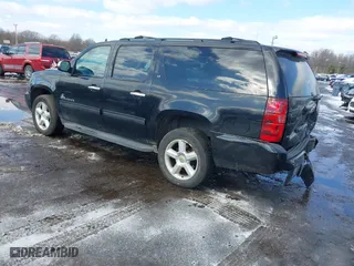 2012 Chevrolet Suburban LT with VIN 1GNSCJE02CR109193, listed as a IAAI auction lot 41541994 with 175,287 mi miles. Bid and sale history available at carsss.com. Image 3.