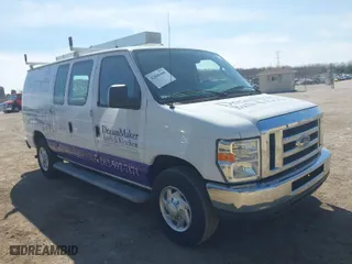 2014 Ford Econoline Cargo Van Commercial with VIN 1FTNE2EW6EDA44309, listed as a IAAI auction lot 42046400 with 89,212 mi miles. Bid and sale history available at carsss.com. Image 1.
