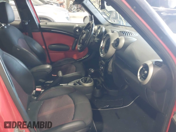 2011 MINI Countryman S with VIN WMWZC5C54BWL52725, listed as a IAAI auction lot 42086776 with 214,596 mi miles and . Bid and sale history available at DreamBid. Image 5.