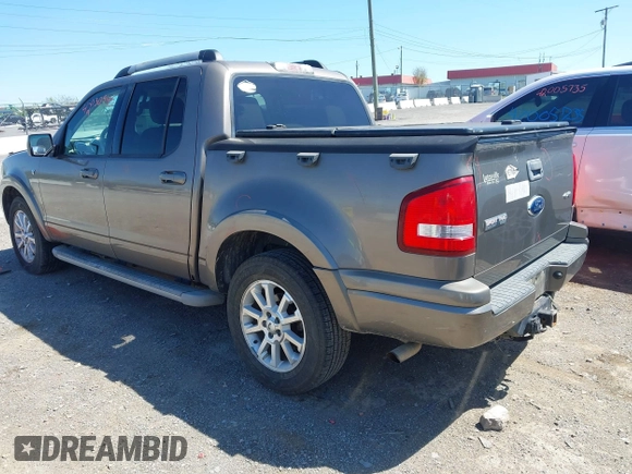 2007 Ford Explorer Sport Trac Limited z VIN 1FMEU53817UA03139, wystawiony jako IAAI lot #42030945 z przebiegiem 159 839 mil mil oraz . Historia ofert i sprzedaży dostępna na DreamBid. Obrazek 3.