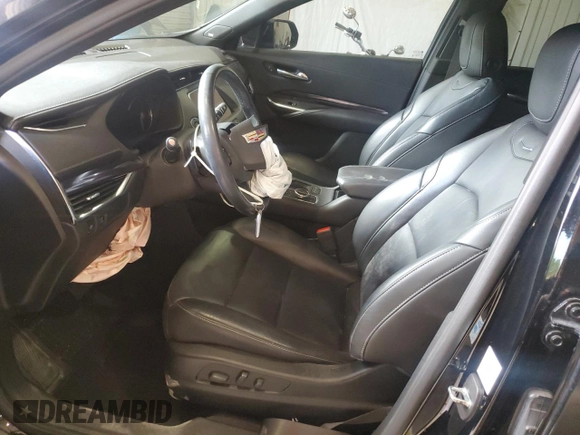2022 Cadillac XT4 FWD Luxury z VIN 1GYAZAR45NF124737, wystawiony jako Copart lot #53164135 z przebiegiem 41 344 mil mil oraz Szkoda całkowita • Salvage title. Historia ofert i sprzedaży dostępna na DreamBid. Obrazek 7.