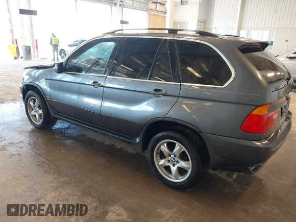 2003 BMW X5 4.4i with VIN 5UXFB33573LH46415, listed as a IAAI auction lot 41442213 with 145,290 mi miles. Bid and sale history available at carsss.com. Image 3.