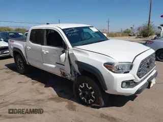 2021 Toyota Tacoma 4WD SR with VIN 3TYCZ5AN1MT051556, listed as a IAAI auction lot 41726071 with 79,995 mi miles. Bid and sale history available at carsss.com. Image 1.