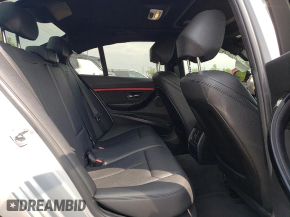 2018 BMW 3 Series 330i xDrive with VIN WBA8D9C54JEM34426, listed as a Copart auction lot 60487205 with 158,224 mi miles and Salvage title. Bid and sale history available at DreamBid. Image 10.