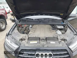 2019 Audi Q7 Prestige with VIN WA1VAAF79KD004597, listed as a IAAI auction lot 41865780 with 103,448 mi miles. Bid and sale history available at carsss.com. Image 10.