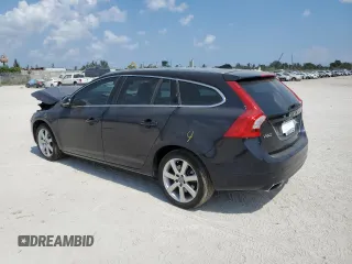 2017 Volvo V60 Premier with VIN YV140MEK6H1331751, listed as a Copart auction lot 43836953 with 43,856 mi miles. Bid and sale history available at carsss.com. Image 2.