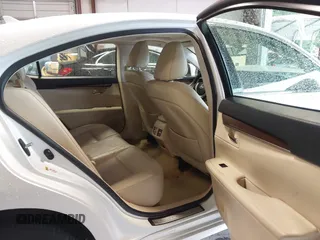 2013 Lexus ES 250 с VIN JTHBK1GG2D2062116, выставлен на аукционе IAAI как лот 42309387 с пробегом 135 327 миль миль и . История ставок и продаж доступна на DreamBid. Изображение 8.
